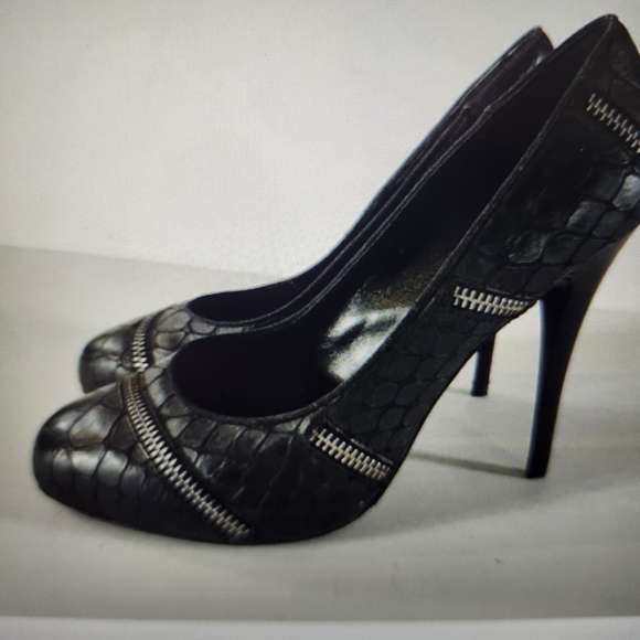 Giuseppe Zanotti Shoes - Giuseppe Zanotti Black Textured Heels